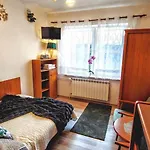 Kacperek W Centrum Willowa 4a *