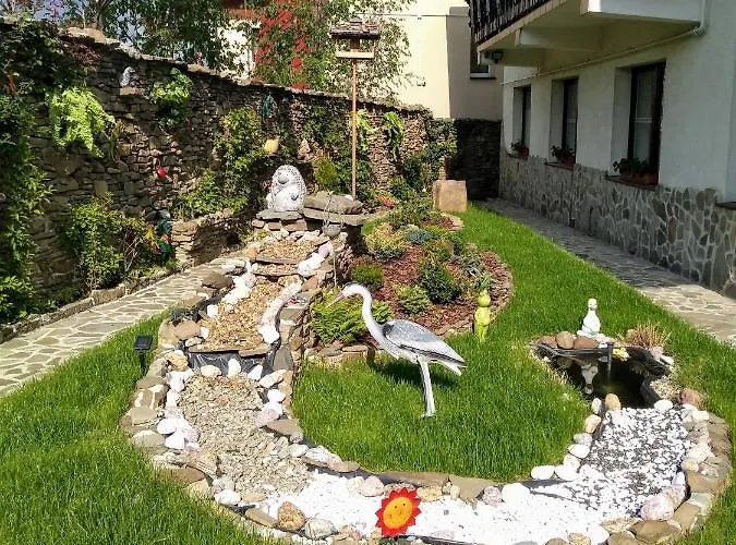 Kacperek W Centrum Willowa 4a בית אירוח שצ'צ'ירק